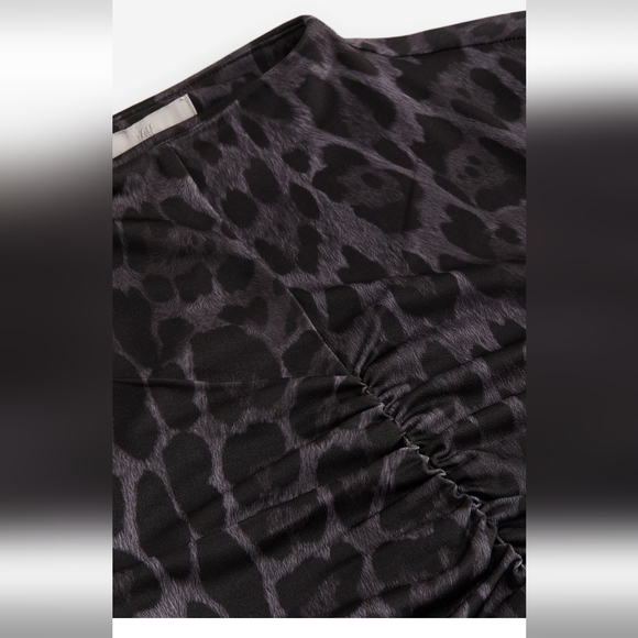 H&M Gathered Jersey Dress, XL - Picture 5 of 5